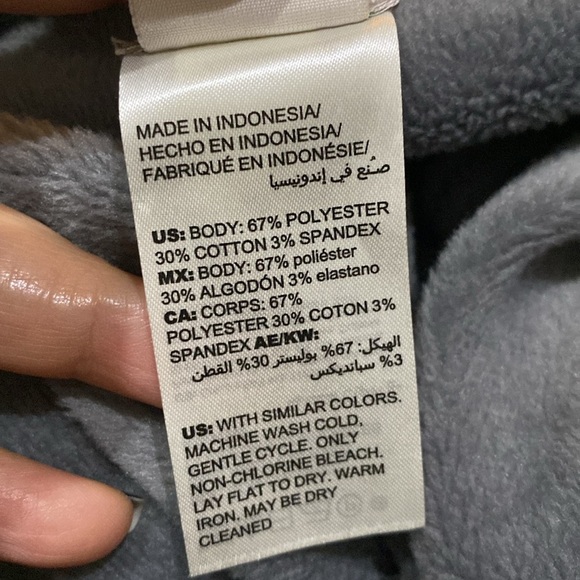 Chicos Womens Gray Sheering Exposed Stitch Open SoftCardigan Sz 1(8/10) Imported - Picture 10 of 11